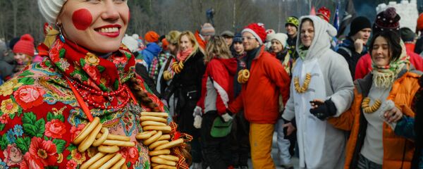 Масленичные гулянья и проводы зимы - Sputnik Таджикистан