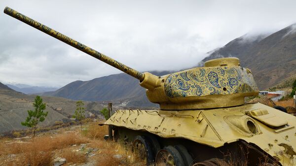 Советский танк в Панджшерском ущелье (Афганистан) - Sputnik Таджикистан