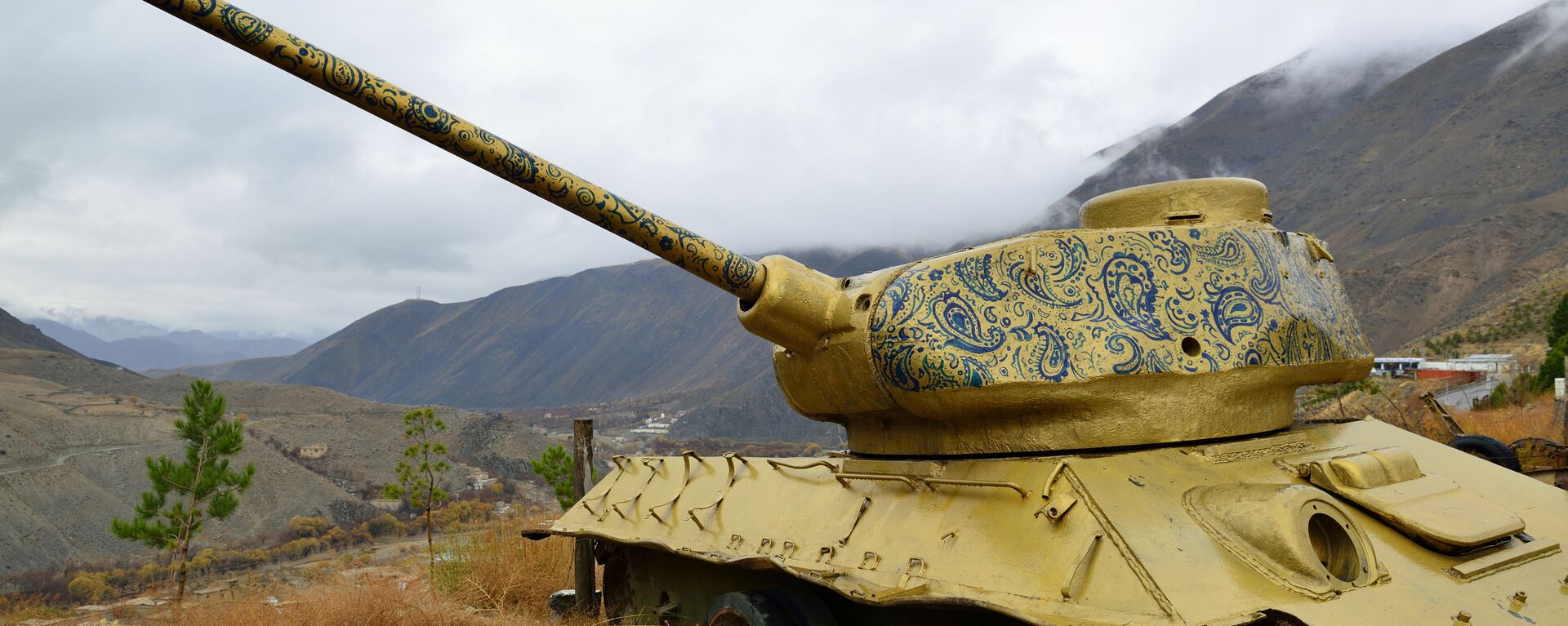 Советский танк в Панджшерском ущелье (Афганистан) - Sputnik Таджикистан, 1920, 11.05.2020
