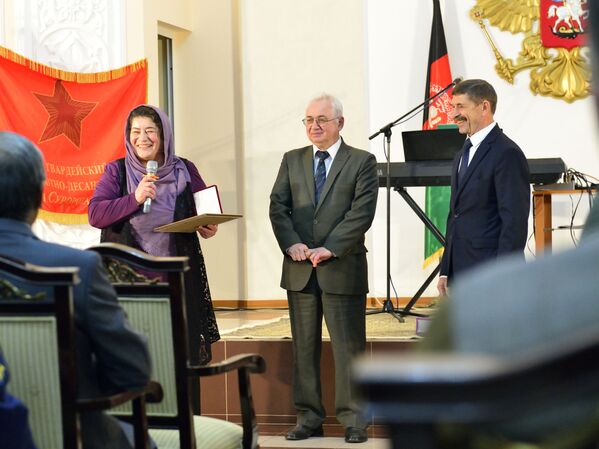 Награждение в посольстве РФ в Кабуле - Sputnik Таджикистан