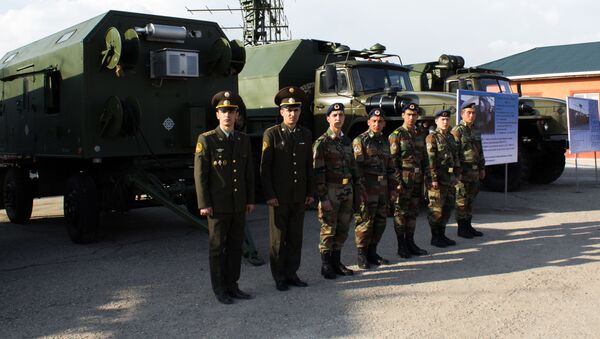 Поставка таджикистанской стороне российской продукции военного назначения в рамках оказания безвозмездной помощи - Sputnik Таджикистан