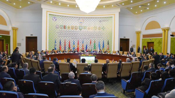 Международная научно-практическая конференция эффективное противостояние появлениям международного терроризма, экстремизма - Sputnik Таджикистан