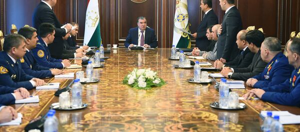 Президент Таджикистана Эмомали Рахмон Президент Таджикистана Эмомали Рахмон - Sputnik Тоҷикистон