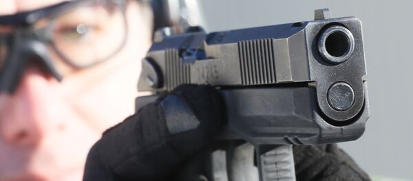 Презентация нового пистолета Удав - Sputnik Таджикистан