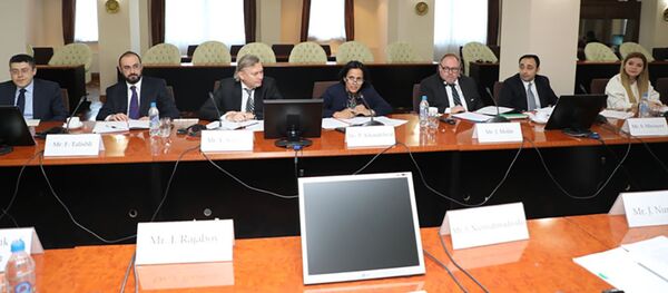 Встреча представителей МВФ с руководством Нацбанка  - Sputnik Тоҷикистон