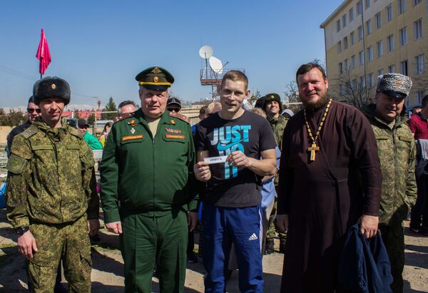 Военнослужащие российской военной базы в Таджикистане провели национальный русский праздник Масленица - Sputnik Таджикистан