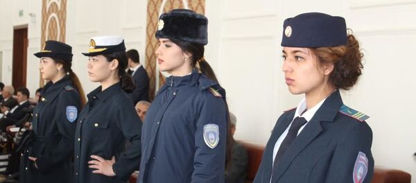 МВД Таджикистана презентовало новые образцы формы таджикской милиции - Sputnik Таджикистан