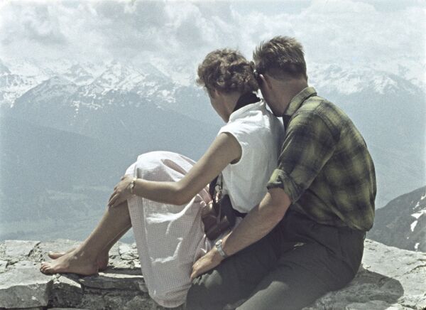 Кадр из документального фильма Гвоздики нужны влюбленным. 1964 год - Sputnik Таджикистан