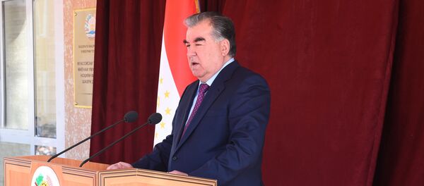 Президент Таджикистана Эмомали Рахмон - Sputnik Тоҷикистон