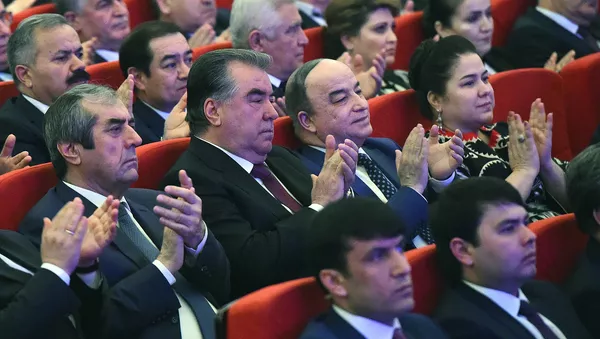 Нахустин консерти Оркестри давлатии симфонии назди дастгоҳи раисиҷумҳури Тоҷикистон - Sputnik Тоҷикистон