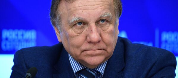 Советник заместителя председателя Совета Федерации, посол Андрей Бакланов Советник заместителя председателя Совета Федерации, посол Андрей Бакланов - Sputnik Таджикистан