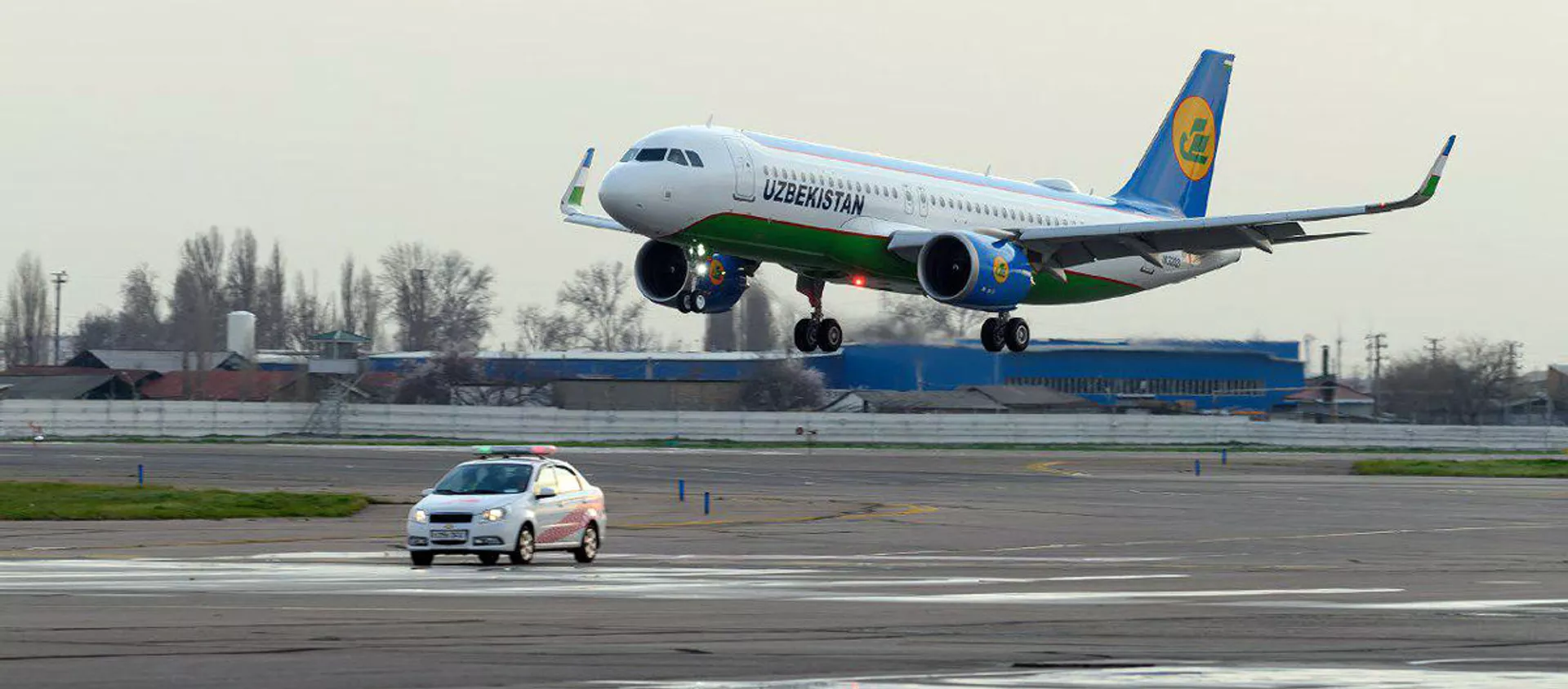 Airbus поставил первый A320neo для Узбекистон хаво йуллари - Sputnik Тоҷикистон, 1920, 03.03.2021