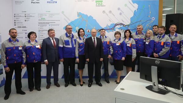 Рабочая поездка президента РФ В. Путина в Крым  - Sputnik Таджикистан
