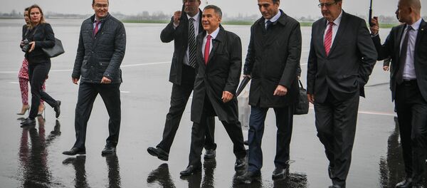 Президентом Республики Татарстан Минниханов Рустам прибыл в Республику Таджикистан Президентом Республики Татарстан Минниханов Рустам прибыл в Республику Таджикистан - Sputnik Тоҷикистон