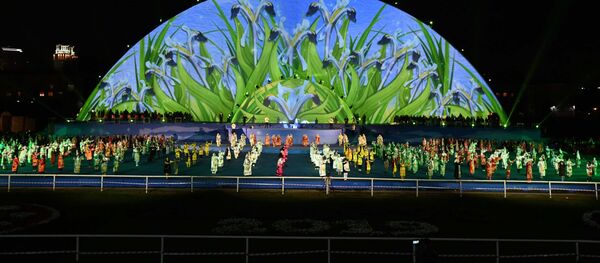 Концерт, посвященный празднику Навруз в Душанбе - видео Концерт, посвященный празднику Навруз в Душанбе - видео - Sputnik Таджикистан