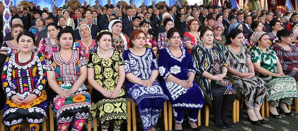 Наврузовский карнавал в Нуреке Наврузовский карнавал в Нуреке - Sputnik Тоҷикистон