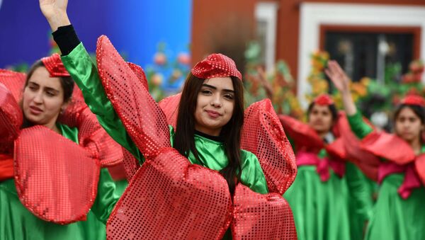 Карнавал на Навруз в Душанбе - Sputnik Таджикистан