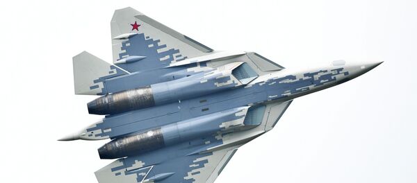 Многофункциональный истребитель Су-57  - Sputnik Таджикистан