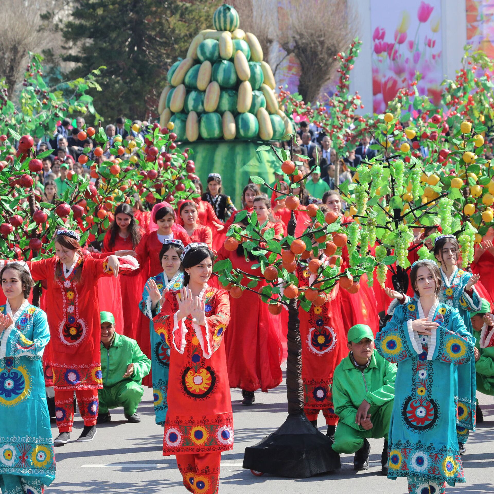 Праздники в марте в таджикистане. Навруз Таджикистан Душанбе. Национальный праздник Навруз в Таджикистане. Навруз 2023 в Таджикистане. Таджикистан Навруз байрам.