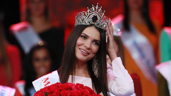 Победительница конкурса красоты Мисс Москва 2018 Алеся Семеренко - Sputnik Таджикистан