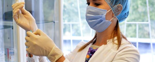 Вакцинация медсетра - Sputnik Тоҷикистон