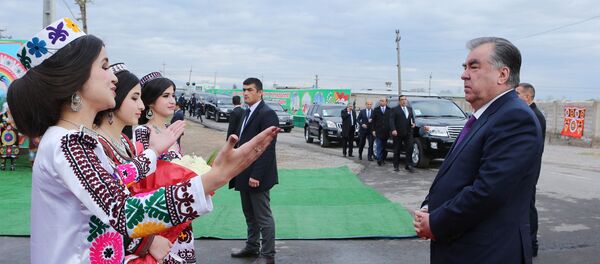 Визит Рахмона в Хатлонскую область - Sputnik Тоҷикистон