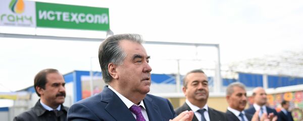 Президент Таджикистана в Хатлонской области - Sputnik Тоҷикистон
