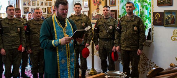 В Таджикистане прошла торжественная церемония передачи в Иверско-Нарвский войсковой храм иконы Дмитрия Донского - Sputnik Таджикистан