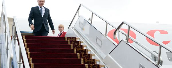 Президент России Владимир Путин Президент России Владимир Путин - Sputnik Тоҷикистон