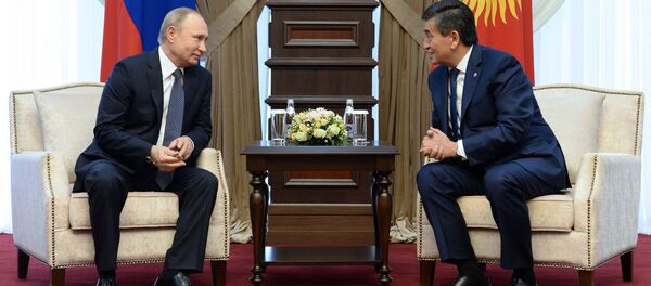 Президент России Владимир Путин прибыл в Кыргызстан с государственным визитом - Sputnik Тоҷикистон