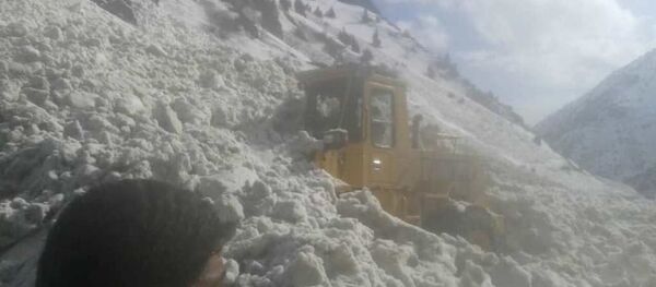 Техникаи барфтозакунии IRS зери тарма монд Техникаи барфтозакунии IRS зери тарма монд - Sputnik Тоҷикистон