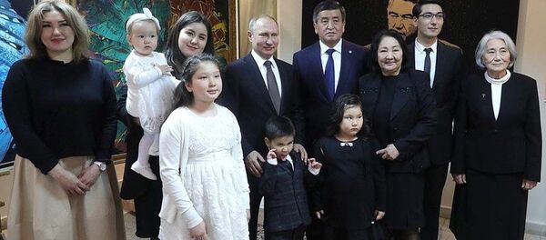 Тот самый случай, когда на фото - два президента. Но главные - все равно не они - Sputnik Таджикистан