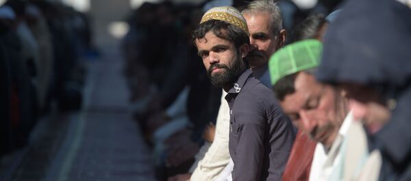 Двойник актера из Игры престолов из Пакистана - Sputnik Таджикистан