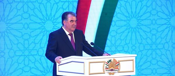 Президент Таджикистана Эмомали Рахмон - Sputnik Тоҷикистон