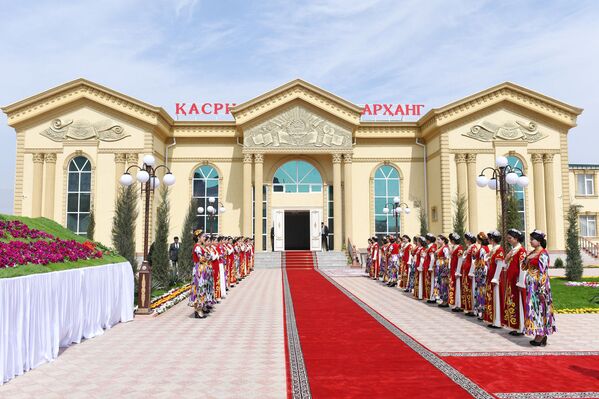 Открытие дворца культуры в Бободжон Гафуровском районе - Sputnik Таджикистан
