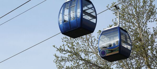 Эмомали Рахмон открыл в Худжанде канатную дорогу Эмомали Рахмон открыл в Худжанде канатную дорогу - Sputnik Тоҷикистон