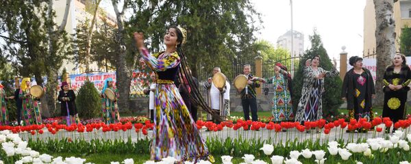 Праздничный концерт в Худжанде Праздничный концерт в Худжанде - Sputnik Таджикистан