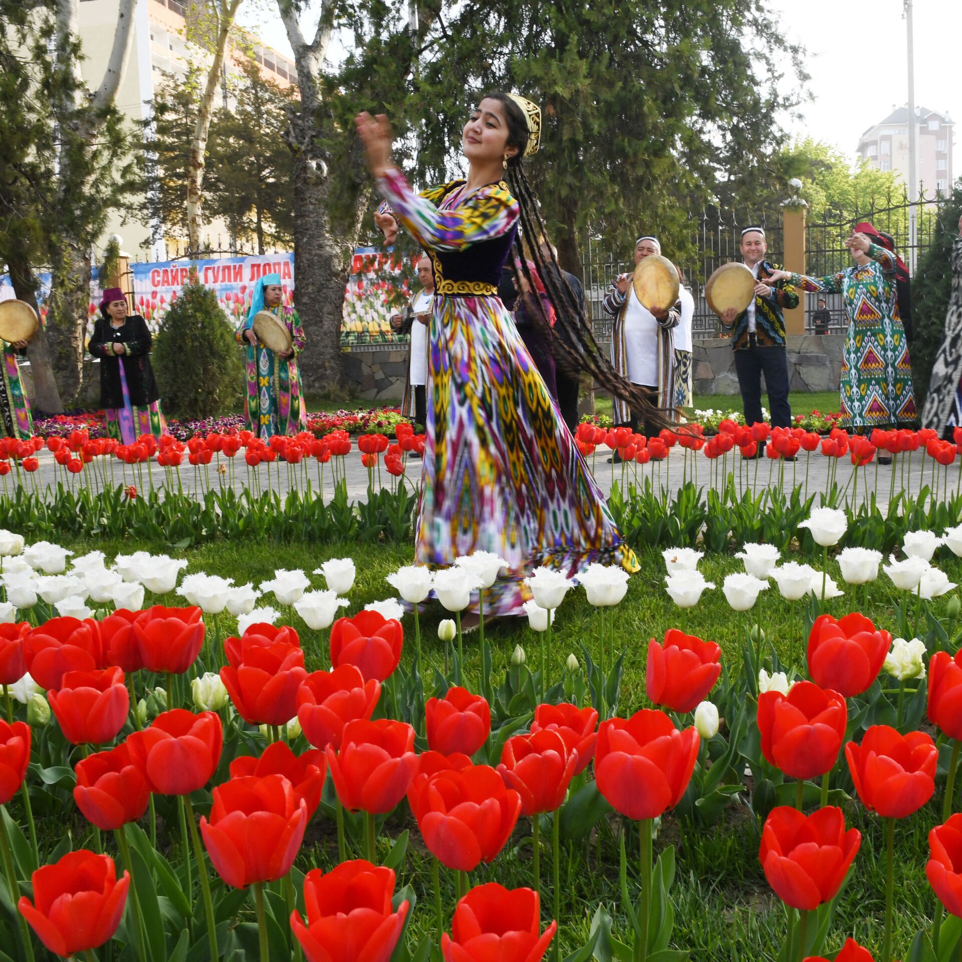 Душанбе праздник. Сайри Кайхон.