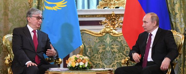 Президент РФ Владимир Путин и президент Казахстана Касым-Жомарт Токаев Президент РФ Владимир Путин и президент Казахстана Касым-Жомарт Токаев - Sputnik Таджикистан