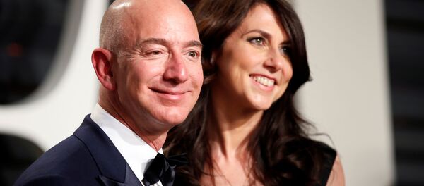 Джефф Безос и Маккензи Безос  - Sputnik Таджикистан