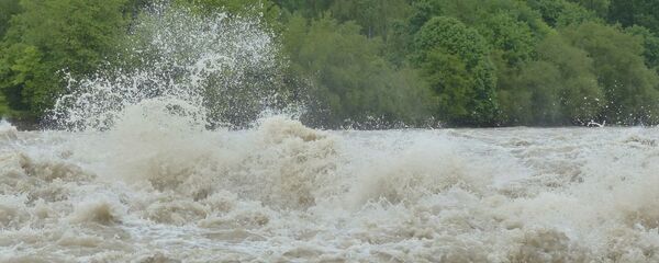 Селевой поток  - Sputnik Таджикистан