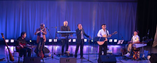 Концерт группы Шамс в Москве - Sputnik Тоҷикистон