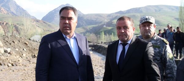 Раҷаббой Аҳмадзода, раиси вилояти Суғд аз деҳаи Амондара боздид намуд - Sputnik Тоҷикистон