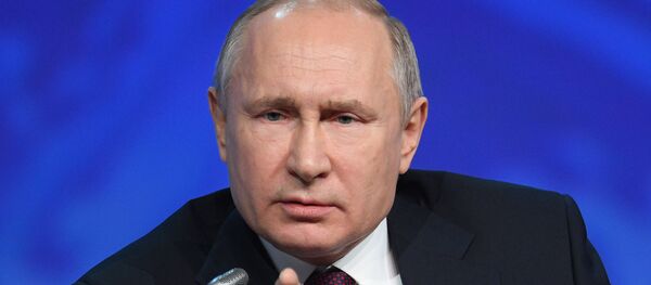 Президент РФ Владимир Путин - Sputnik Тоҷикистон