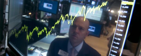 График на бирже, архивное фото - Sputnik Таджикистан