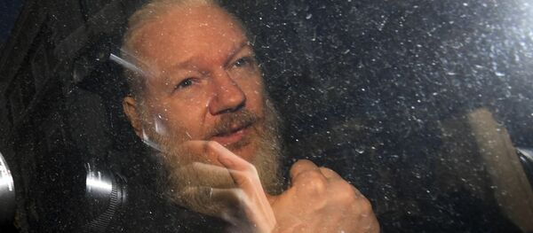 Джулиан Ассанж  - Sputnik Таджикистан