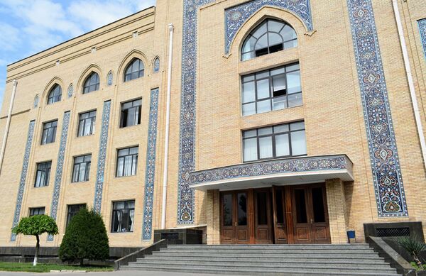 Постижение ислама: плоды наук, камни стереотипов и Коран на оленьей шкуре Постижение ислама: плоды наук, камни стереотипов и Коран на оленьей шкуре - Sputnik Таджикистан