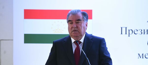 Президент Таджикистана Эмомали Рахмон - Sputnik Таджикистан