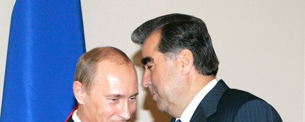 Президент России Владимир Путин и президент Таджикистана Эмомали Рахмон - Sputnik Тоҷикистон