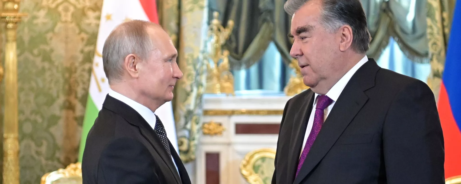 Президент РФ В. Путин встретился с президентом Таджикистана Э. Рахмон - Sputnik Тоҷикистон, 1920, 13.09.2021